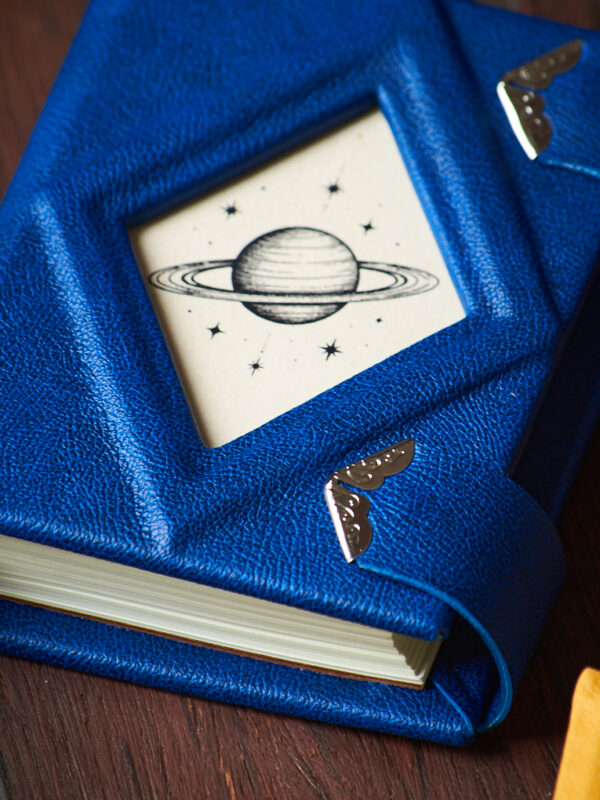 Saturno