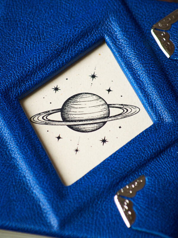 Saturno